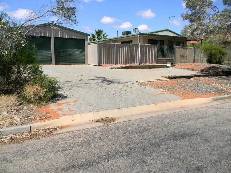 16 Finniss