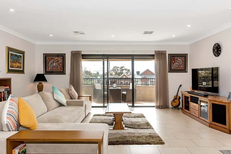 Third view of Homely house listing, 2/205 Lakeside Drive, Joondalup WA 6027