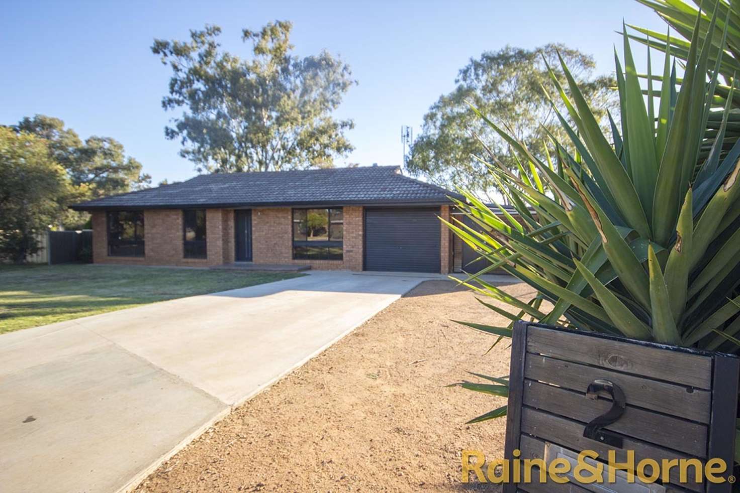 Main view of Homely house listing, 2 Sandra Place, Dubbo NSW 2830