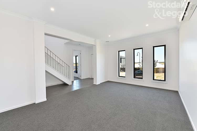 Second view of Homely house listing, 1/10 Peas Hill Court, Attwood VIC 3049