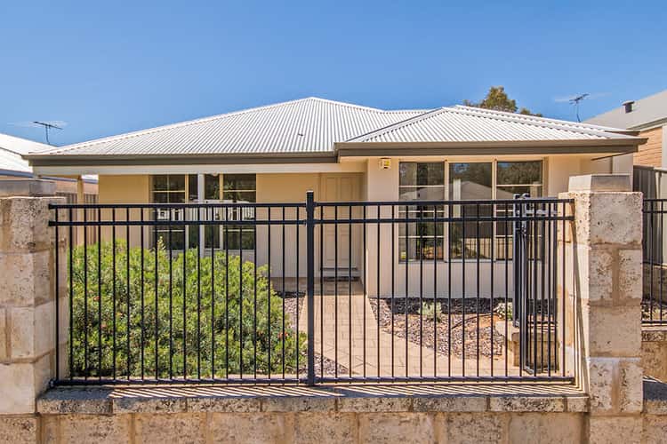 Second view of Homely house listing, 6 Charvil Mews, Wellard WA 6170