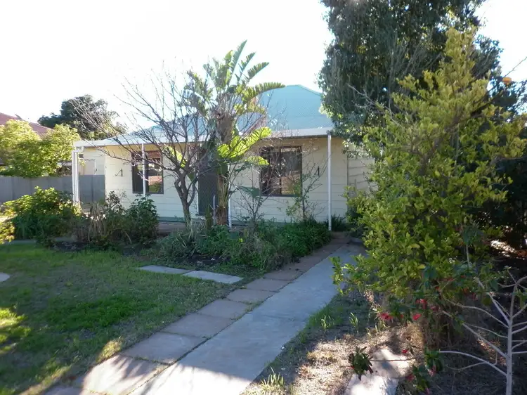 22 Forster Street