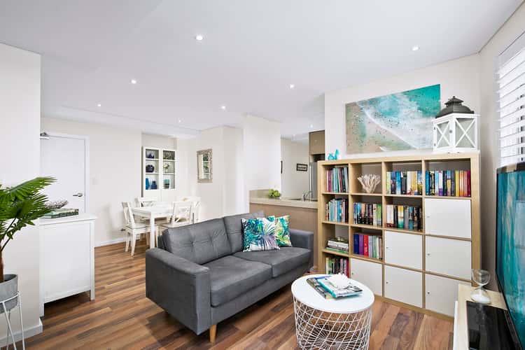 Main view of Homely apartment listing, 8/1-3 Westminster Avenue, Dee Why NSW 2099