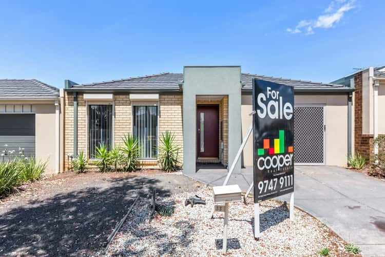 33 Tandara Circuit, Melton West VIC 3337