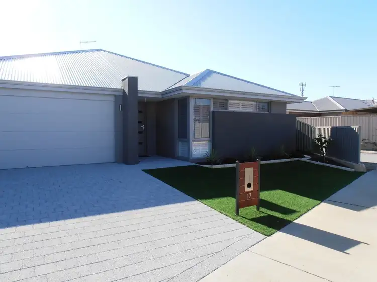 17 Monticola Gardens
