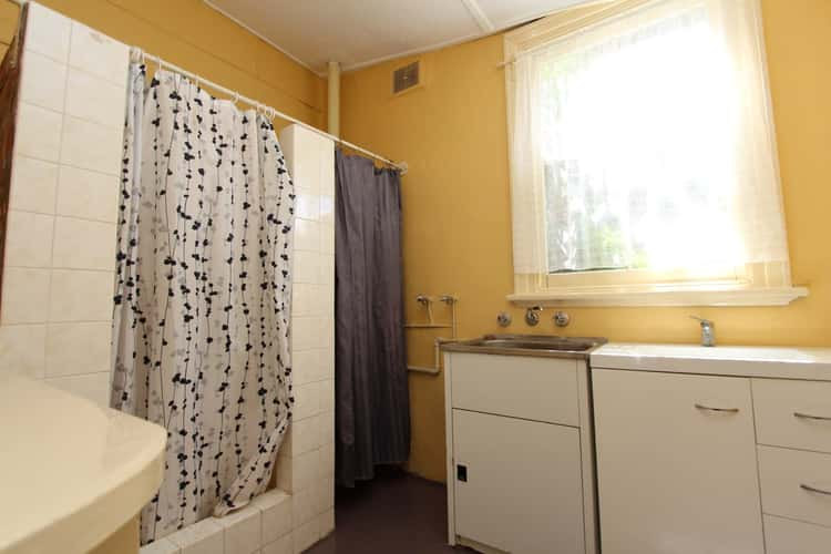 Third view of Homely unit listing, 1/39 Keppel St, Bathurst NSW 2795