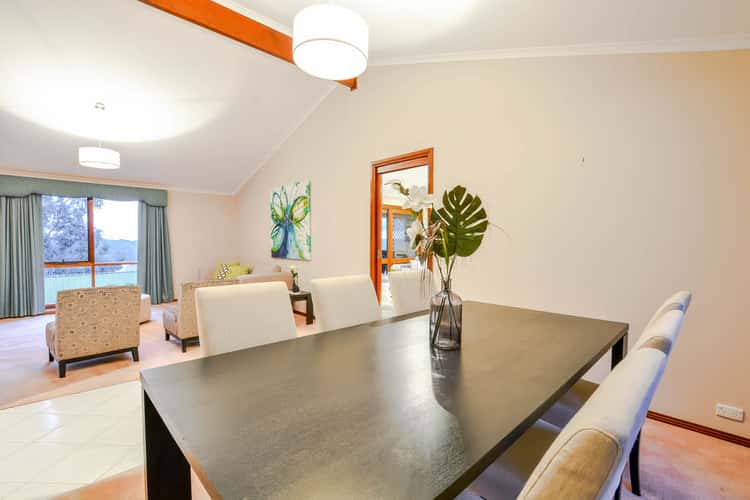 Fifth view of Homely house listing, 2 Bentley Court, Happy Valley SA 5159
