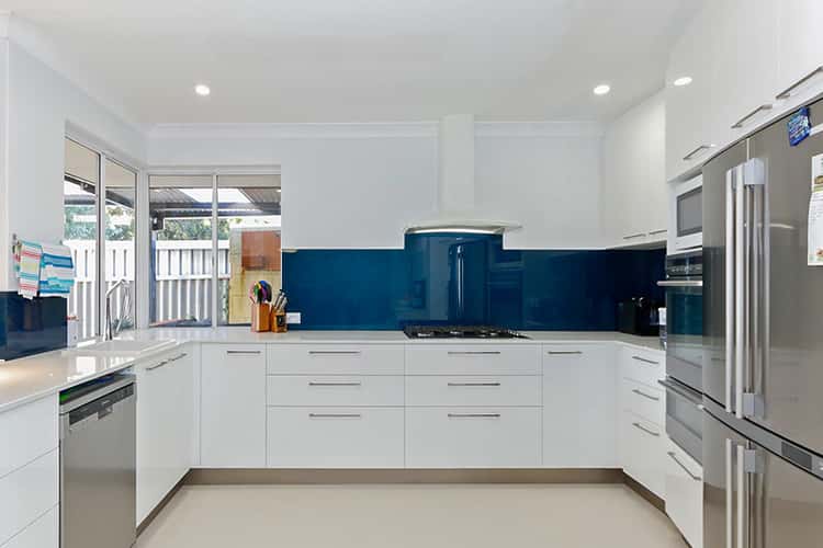 Fourth view of Homely house listing, 10 Lind Court, Quinns Rocks WA 6030