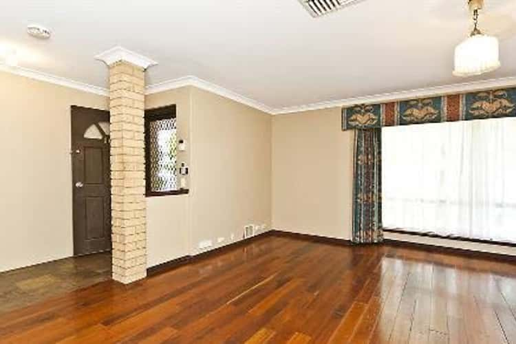 Second view of Homely house listing, 10 Mariner Place, Cooloongup WA 6168