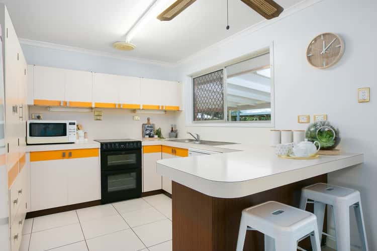 Seventh view of Homely house listing, 2 Tourmaline Close, Bayview Heights QLD 4868