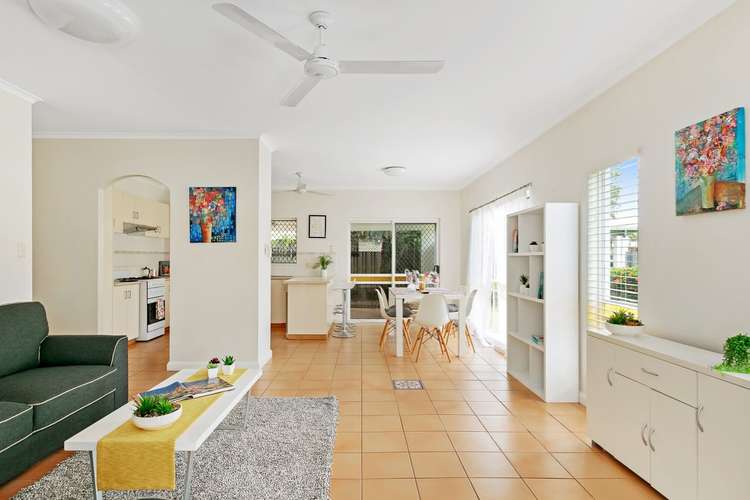 36 Magnolia Street, Holloways Beach QLD 4878