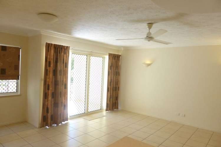 Fifth view of Homely unit listing, 2/30-32 Digger Street, Cairns North QLD 4870