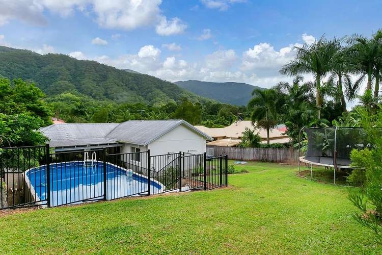 17 Fairley Street, Redlynch QLD 4870