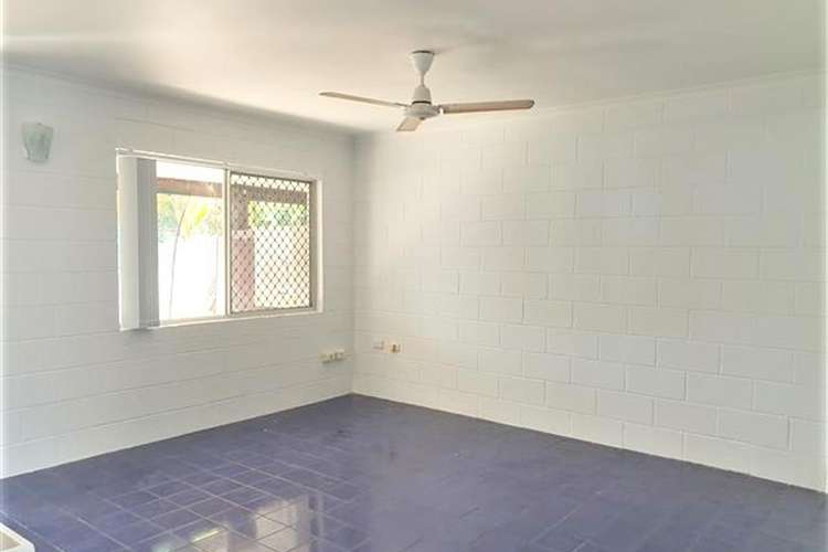 Fifth view of Homely unit listing, 4/55 Moore Street, Trinity Beach QLD 4879