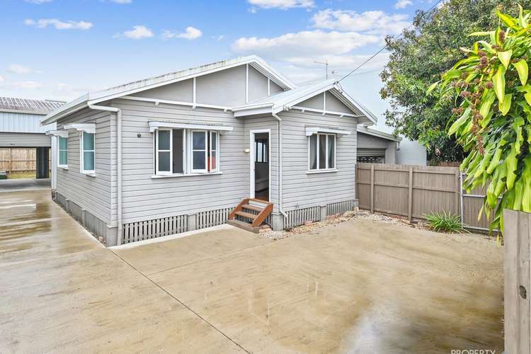 15 Barry Street, Bungalow QLD 4870