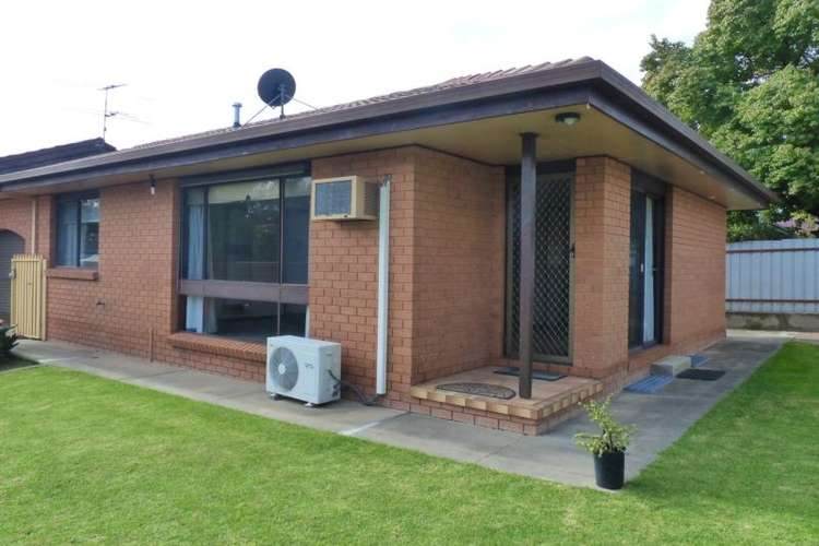 Main view of Homely townhouse listing, 2/957 Padman Drive, West Albury NSW 2640