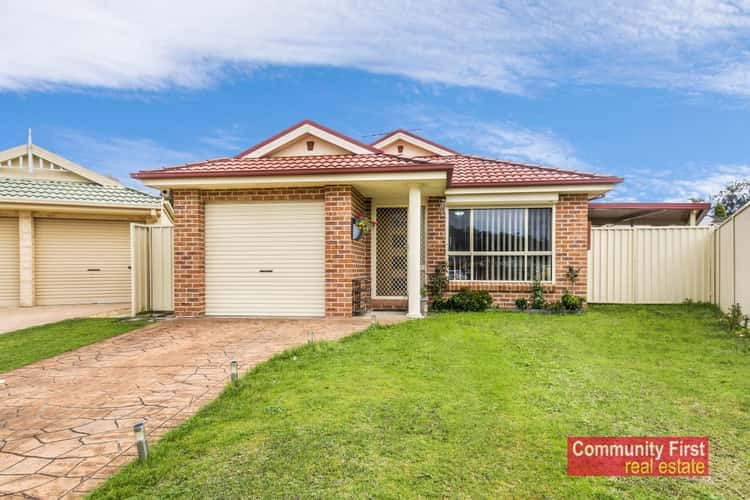 28 Bettong Place, St Helens Park NSW 2560
