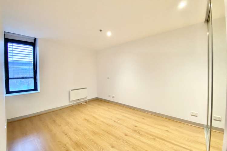 Third view of Homely apartment listing, 207D/604 Swanston Street, Carlton VIC 3053