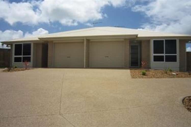 Second view of Homely semiDetached listing, 2/2a Pinnacle Court, Avoca QLD 4670