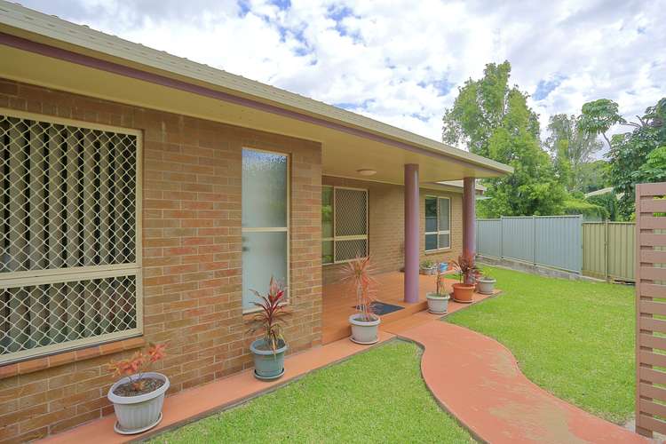 3/5 CEVN STREET, Childers QLD 4660