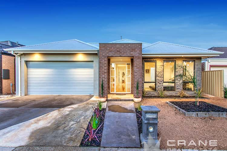 14 St Vincent's Way, Caroline Springs VIC 3023