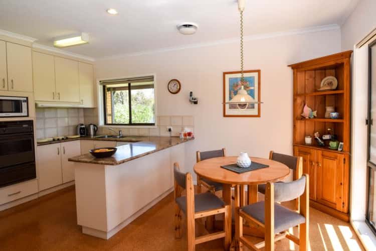 Fourth view of Homely house listing, 2 McDonald Court, Wangaratta VIC 3677