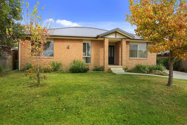 2 Chip Lane, Yarra Glen VIC 3775