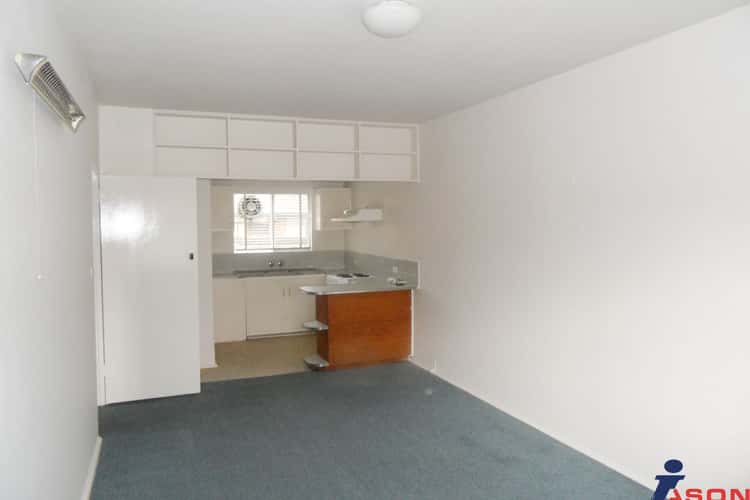 Second view of Homely unit listing, 3/220 Pascoe Vale Road, Essendon VIC 3040