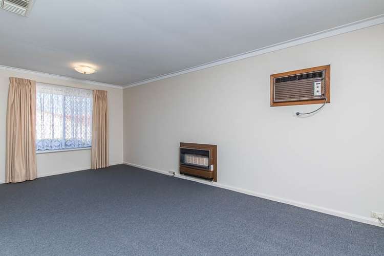 Sixth view of Homely house listing, 1 BOTTLEBRUSH DRIVE, Greenwood WA 6024