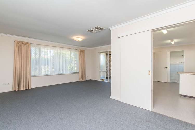 Seventh view of Homely house listing, 1 BOTTLEBRUSH DRIVE, Greenwood WA 6024