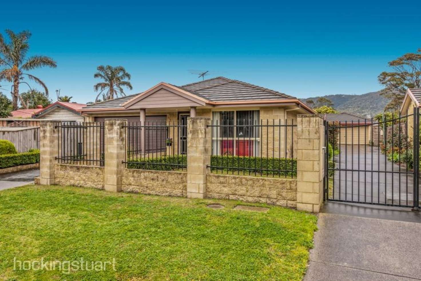 Main view of Homely townhouse listing, 1/5 Martin Street, Rosebud VIC 3939