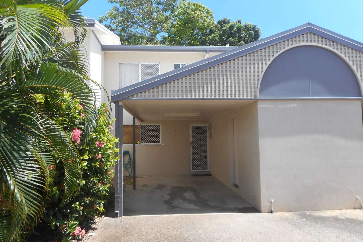 Main view of Homely unit listing, 4/19 Second Avenue, Railway Estate QLD 4810