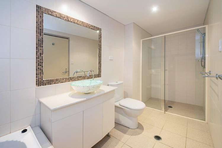 Fifth view of Homely unit listing, 1/2-6 Ozone St, The Entrance NSW 2261