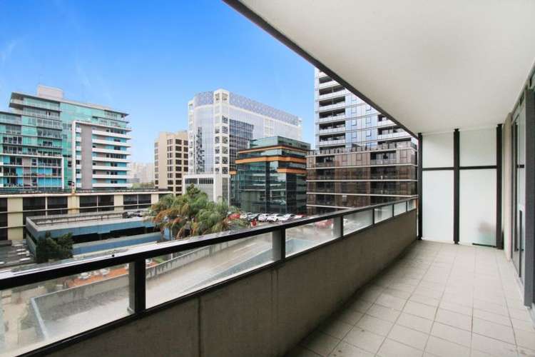 Fifth view of Homely apartment listing, 403/55 Queens Road, Melbourne VIC 3004