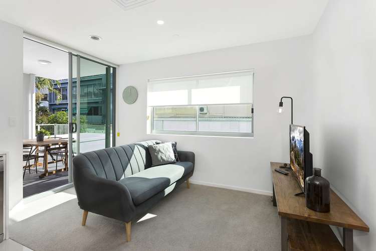 Third view of Homely apartment listing, 23/21 Manning, Milton QLD 4064