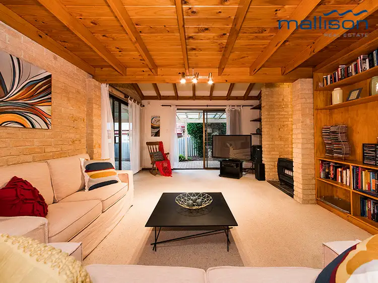 3 Allard Place