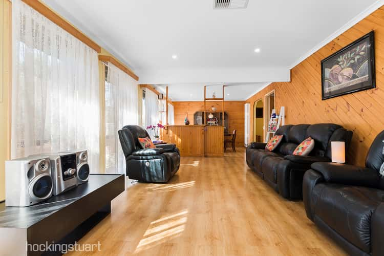 Second view of Homely house listing, 32 Mount Eagle Way, Wyndham Vale VIC 3024