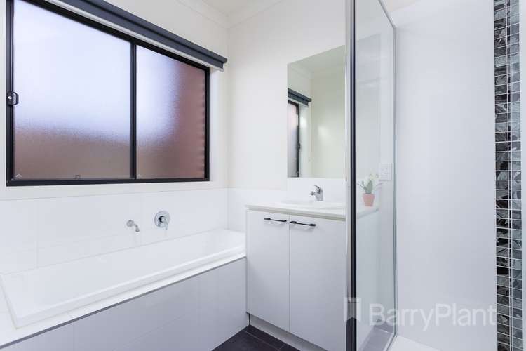Fifth view of Homely house listing, 2/124 Central Avenue, Altona Meadows VIC 3028