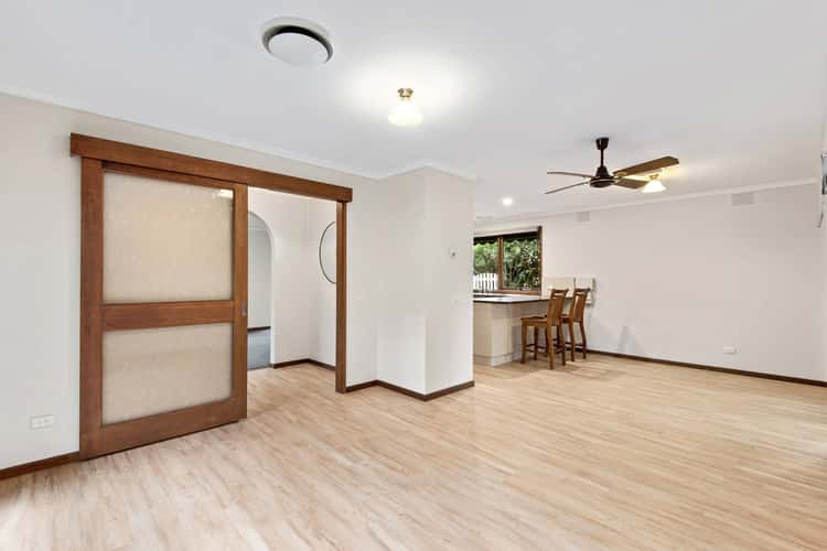 Fourth view of Homely house listing, 8 Naomi Court, Frankston VIC 3199