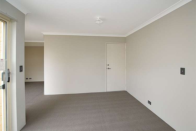 Fifth view of Homely villa listing, 3/15 Framfield Way, Balga WA 6061