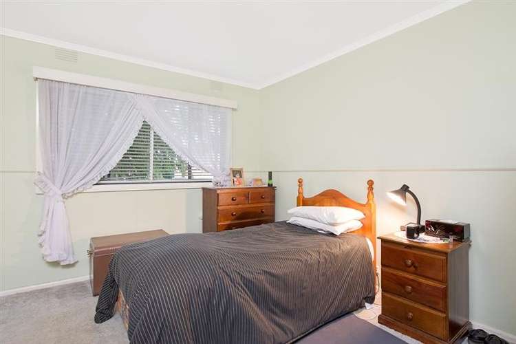 Fifth view of Homely house listing, 1 Atherton Court, Colac VIC 3250