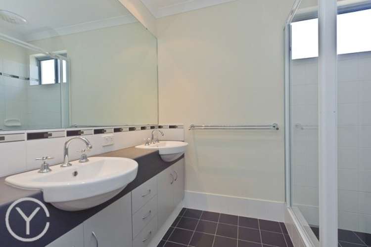 Fourth view of Homely house listing, 20 Butterworth Place, Beaconsfield WA 6162