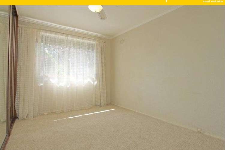 Fifth view of Homely house listing, 2 Kim Court, Altona VIC 3018