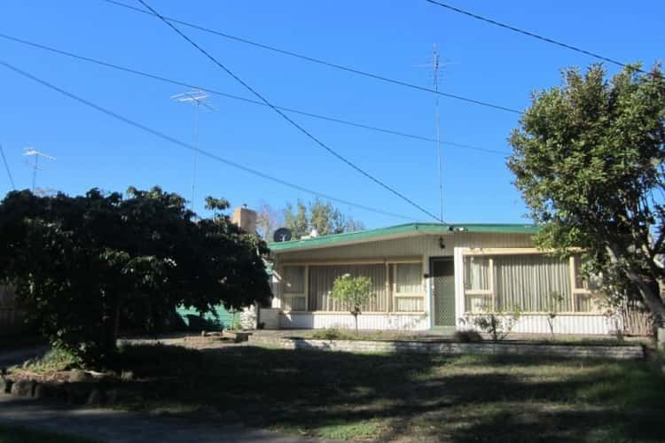 Main view of Homely house listing, 33 Gairloch Grove, Newtown VIC 3220