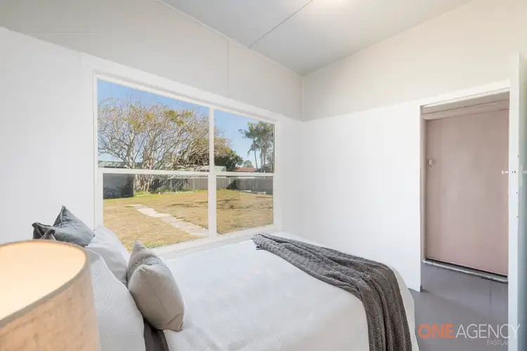 Fifth view of Homely house listing, 802 Pacific Highway, Marks Point NSW 2280