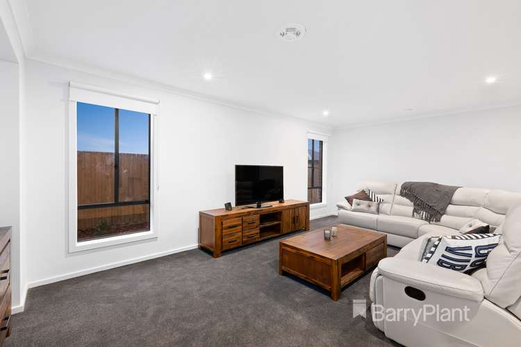 Fifth view of Homely house listing, 3 Beaumont Drive, Chirnside Park VIC 3116