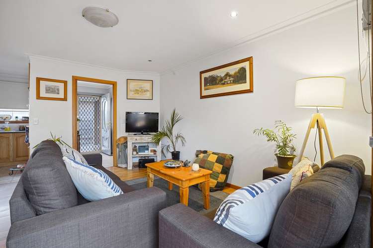 Fourth view of Homely unit listing, 2/96 Hertford Road, Sunshine VIC 3020