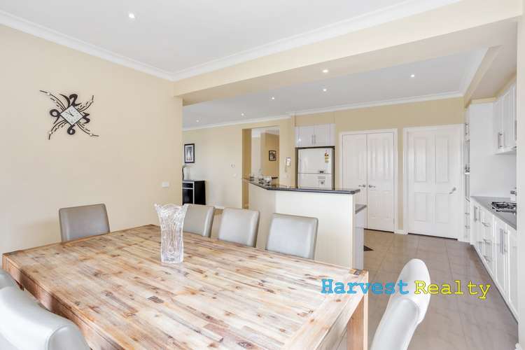 Fifth view of Homely house listing, 5 Lockwood Rise, Lynbrook VIC 3975
