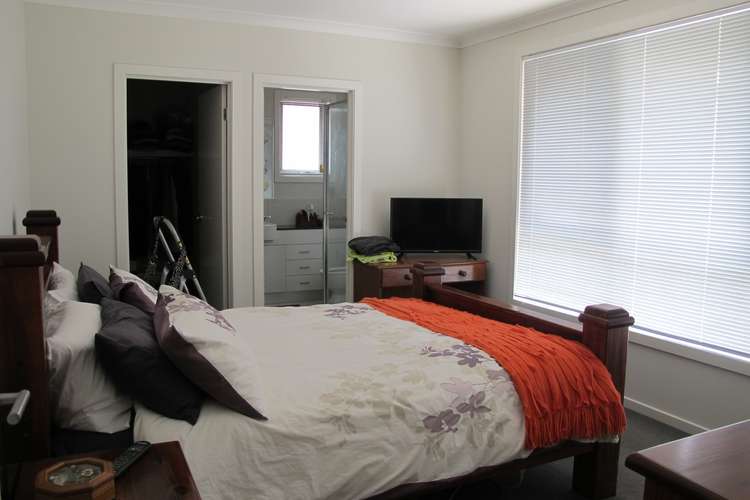 Fifth view of Homely house listing, 2/31 Marigold Avenue, Altona North VIC 3025