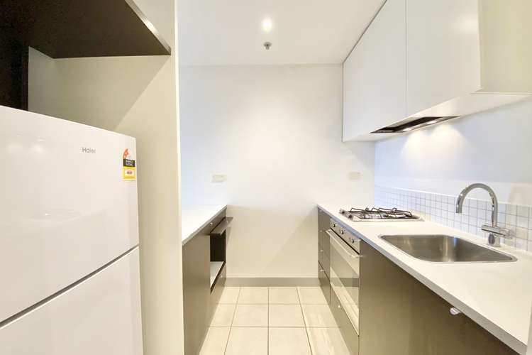 Third view of Homely apartment listing, 1409D/604 Swanston Street, Carlton VIC 3053